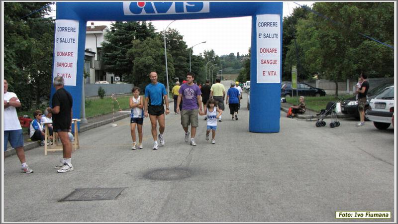 avis 048